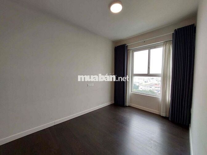 Cho thuê căn NTCB 3PN.2WC trống sẵn ở ngay-Orchard Parkview