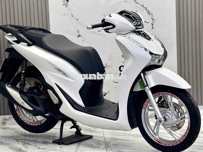 Sh 125 2022 bst 9chủ ký giấy zin nợ xấu trả 50% ạ