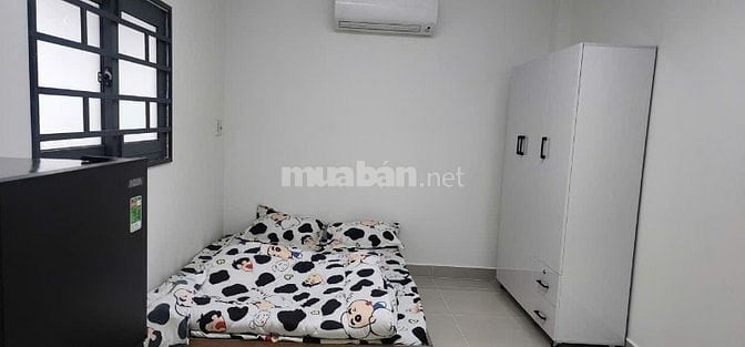 cho thuê nhà đầy đủ trang thiết bị mới toanh, chỉ cần dọn vào là ở