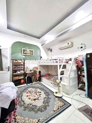 Bán Nhà Âu Cơ, 52m2, gần HXH, Chỉ 4.4 Tỷ