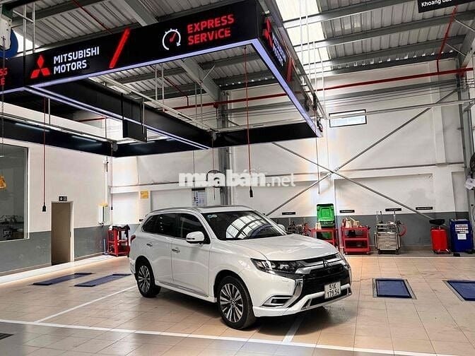 Mitsubishi Outlander 2022 2.0 Premium - 26326 km