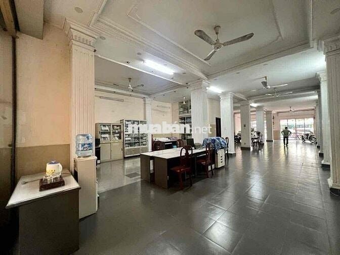 Cho thuê Mt Đồng Khởi P. Tam Hiệp, Biên Hoà! ngang 8,4m DTSD 600m2