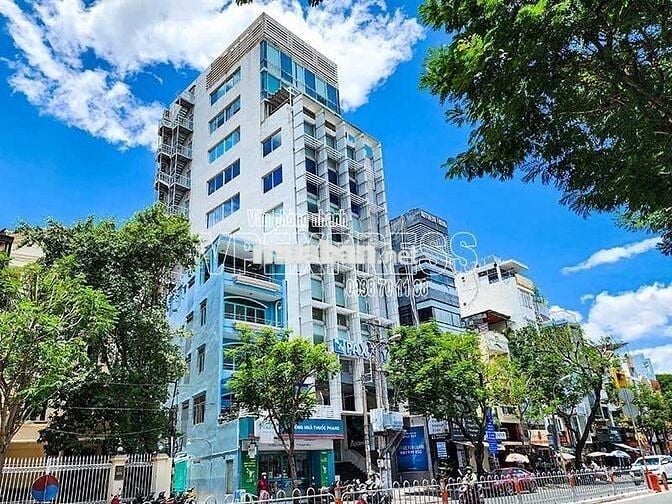 CHO THUÊ MBKD TỰ DO GẦN BÙI VIỆN QUẬN 1
