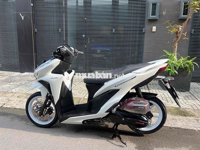 VARIO KIỂNG BSTP TRẮNG ĐEN