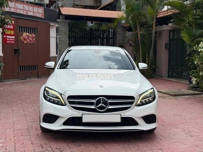 Mercedes Benz C200 FL model 2020