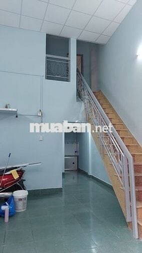 Cho thuê nhà Phạm Văn Đồng, P3, Gò Vấp, 1 lầu 3 p.ngủ, 80 m2, 8,5 tr