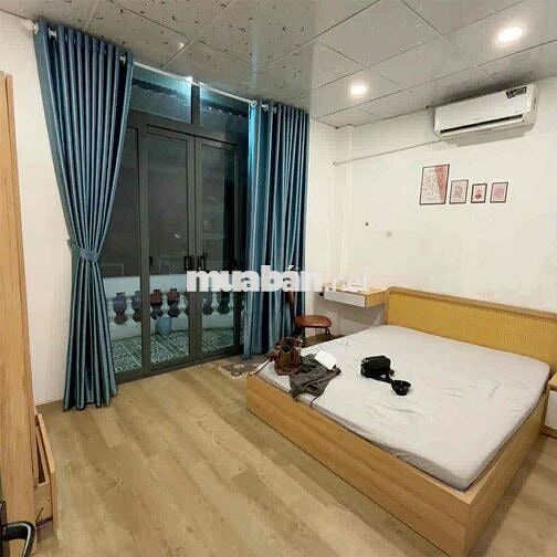 Pass phòng trọ  dạng tách bếp, có ban công thoáng mát