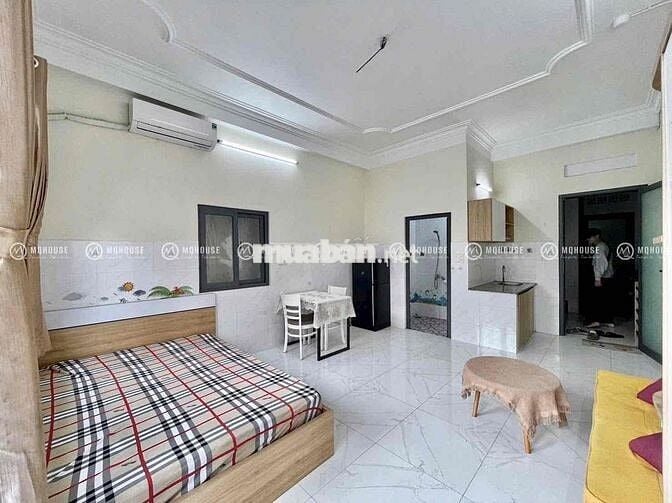 Căn Hộ Full Nội Thất Ban Công Rộng 40m2 Ngay Chợ Bà Chiểu Gần Q1