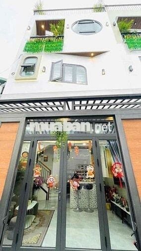 Bán Nhà mới. Đối Diện Looter. Nguyễn Văn Lượng. 3 phòng. sân thượng.