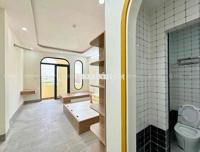 STUDIO BAN CÔNG GẦN VÒNG XOAY LĂNG CHA CẢ ,HỌC VIỆN HÀNG KHÔNG