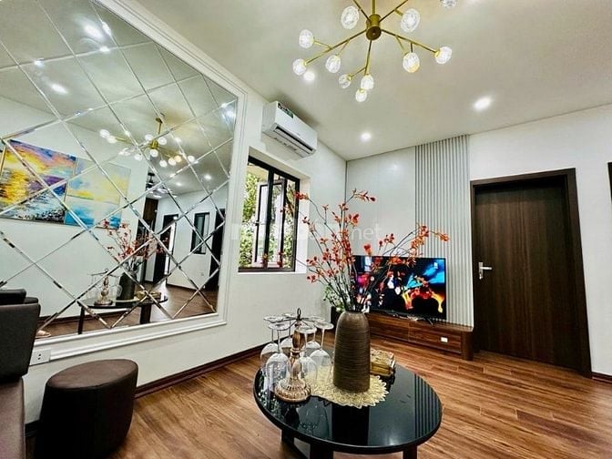 Siêu hiếm, căn hộ đẹp long lanh gần ngã tư Vọng, 80 m2, chỉ 6 tỷ