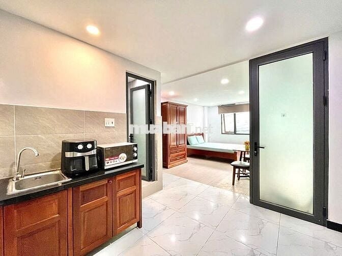 GIẢM GIÁ - CĂN HỘ MỚI XÂY CỬA SỔ LỚN PHAN XÍCH LONG PN