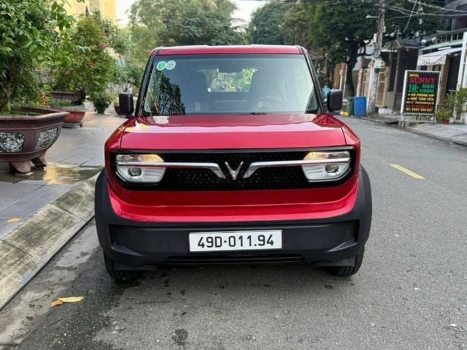 VinFast VF3 Đỏ Ruby 2025 Pin Mua odo 3800km