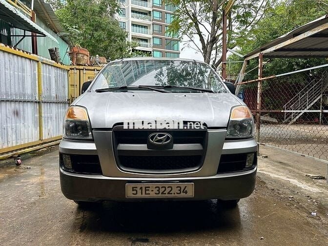 Hyundai Starex 2004  - 244636 km - Còn tốt