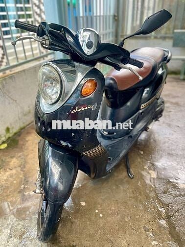 Xe máy Yamaha Mio Classico màu đen