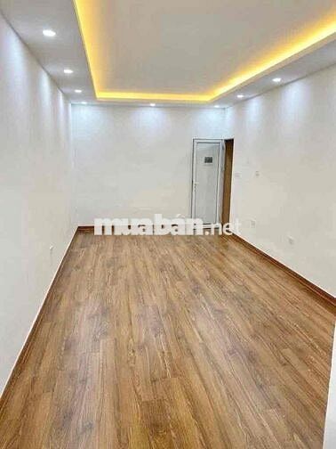 Chính chủ cho thuê căn họ tập thể phố Vũ Ngọc Phan