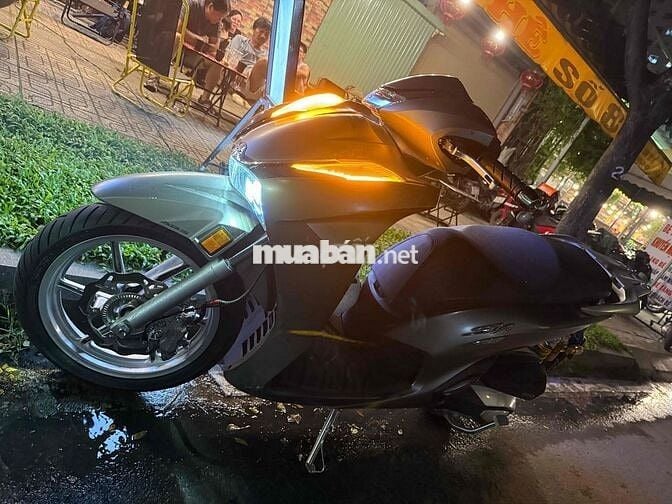 Cần Bán Em Sh 350i Chuẩn Ý Biển Chính Chủ Sài Gòn