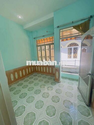 Cho thuê nhà nguyên căn đúc lầu+ lửng đs3 p9 gv gồm 3pn 2wc 6.5tr