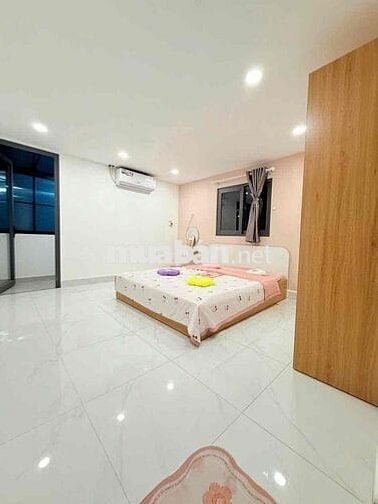 Cho thuê gấp siêu phẩm 1 phòng ngủ như 2 và có 2 bancon siêu siêu đẹp