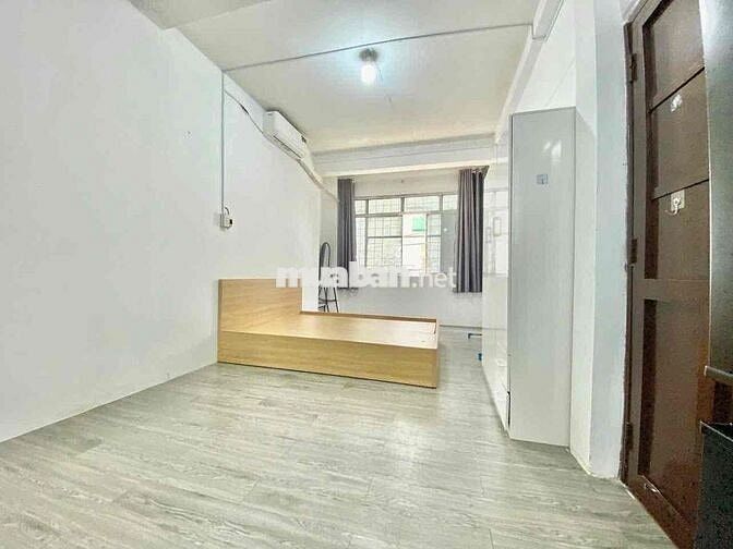 ⚜️Phòng Rộng 30m2 Có Cửa Sổ Trời Đầy Đủ Nội Thất Ngay Nguyễn Xí