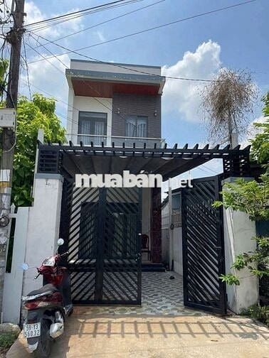 Nhà 1 trệt 1 lầu , gần bệnh viện đa khoa Củ Chi, 95m2, giá 1 tỷ5
