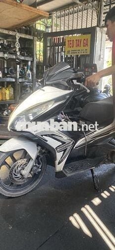 Cần bán gấp xe Air Blade 2014