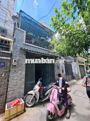 NHÀ 3 TẦNG ĐẸP PHẠM VĂN CHÍ Q6 (4mx 16m)