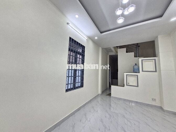 BÁN NHÀ 3 TẦNG: 4PN HẺM OTO ĐƯỜNG SỐ 8, NGAY ĐH QUỐC GIA
