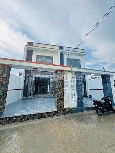 💥 CHÍNH BÁN SIÊU PHẨM NHÀ PHỐ CAO CẤP – XÃ BÀ ĐIỂM SHR 4 TỶ 380TR