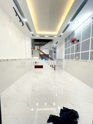 Nhà mới 3pn 3 máy lạnh KDC Hàng Bàng , gần Đh Y Dược