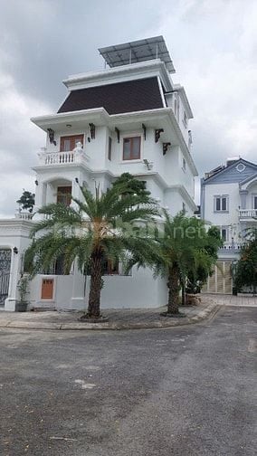 BÁN ĐẤT BIỆT THỰ PHƯỜNG THẠNH MỸ LỢI.QUẬN 2.DT 10X17.5M.GIÁ 120 TR/M2.