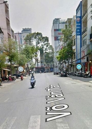 Bán nhà HXH đường Võ Văn Tần Q3 dt: 4.1m x 11m 2 lầu 1ST giá 11 tỷ. 