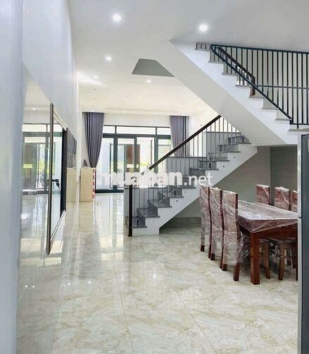 Cho thuê nhà 3 tầng mt cồn dầu 12 hòa xuân