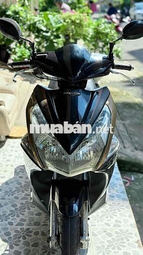 Xe tay ga Honda Air Blade màu đen