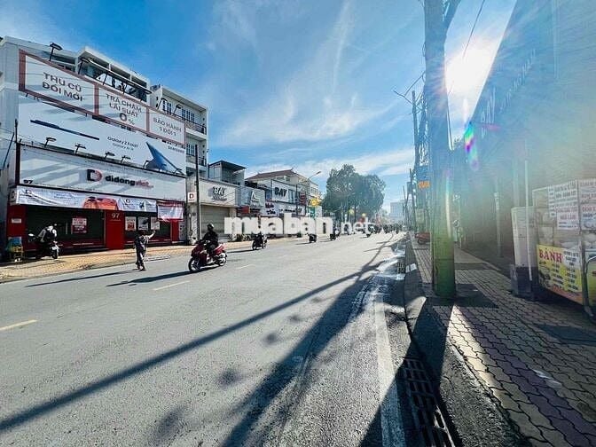 *** nhà đẹp mặt tiền Chương Dương ngay chợ Thủ Đức giá nhỉnh 30ty