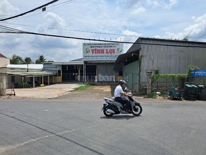 SANG NHƯỢNG ĐẤT MT QL1A THỊ XÃ CAI LẬY