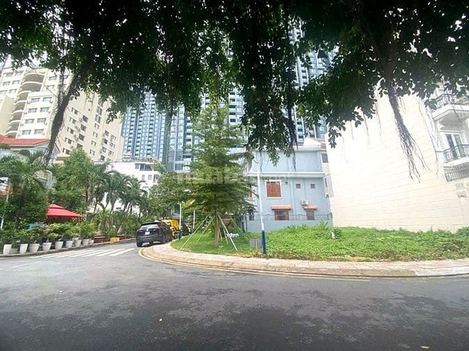 Bán lô góc  Võ Trường Toản, An Phú,  hai mặt tiền, 150m², giá tốt