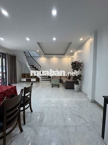 Bán nhà 3 tầng kiệt Trưng Nữ Vương gần sát cầu rồng, ngang7m kiệt oto.