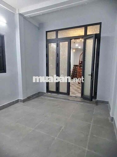 Cho Thuê Giá Rẻ , Quận 10 , Cách Mạng Tháng 8 - Hẻm Thoáng , 14tr/th
