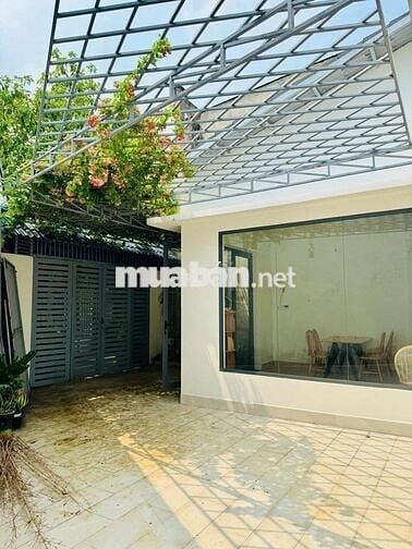 Nhà thuê có sân vườn. 120m . đẹp Mới ĐƯỜNG LẠI HÙNG CƯỜNG VĨNH LỘC B.