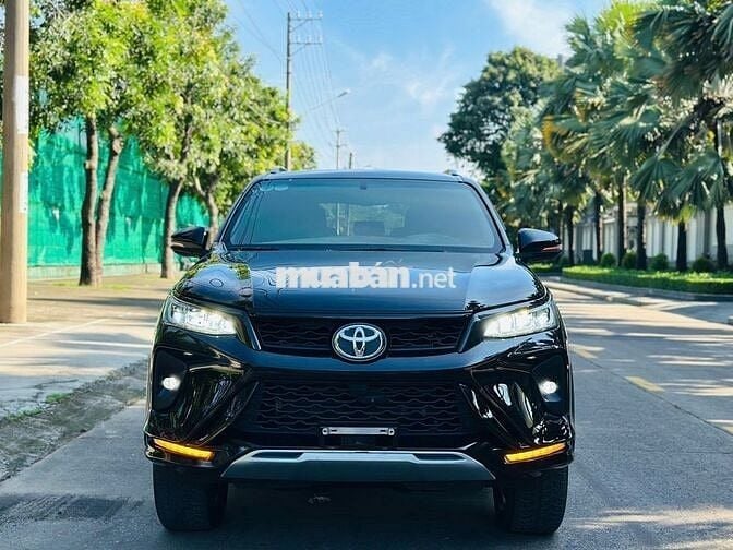 Fortuner Legender 2.4 AT 4x2 2022 - 55000km