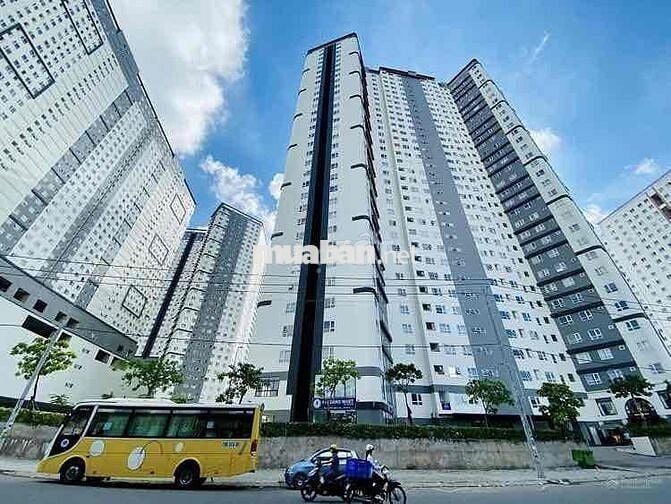 Cho thuê căn hộ topa diện 79m2(2pn,2wc ) nội thất như hình giá : 14 tr