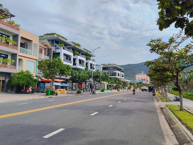 THANH LÝ GẤP CẶP LIỀN KỀ MẶT BIỂN SƠN TRÀ