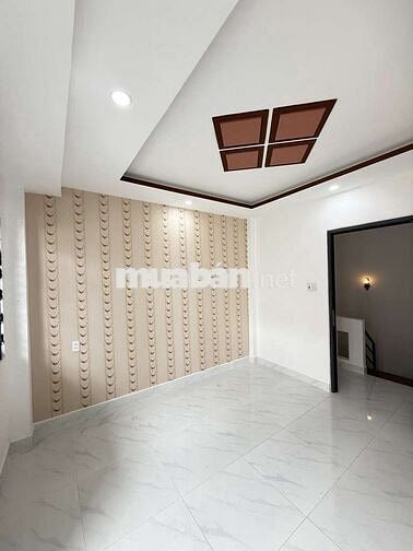 Nhà 3 tầng 3wc 2 phòng hẻm thông SHR 1 sẹc Nguyễn Văn Nghi Phường 1 GV