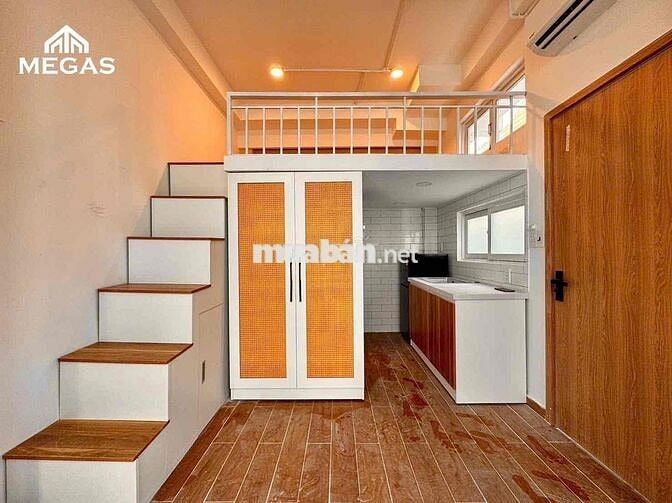 GẤP GẤP!!CĂN HỘ FULL NỘI THẤT BAN CÔNG/CỬA SỔ MỚ NGAY ĐH CÔNG THƯƠNG