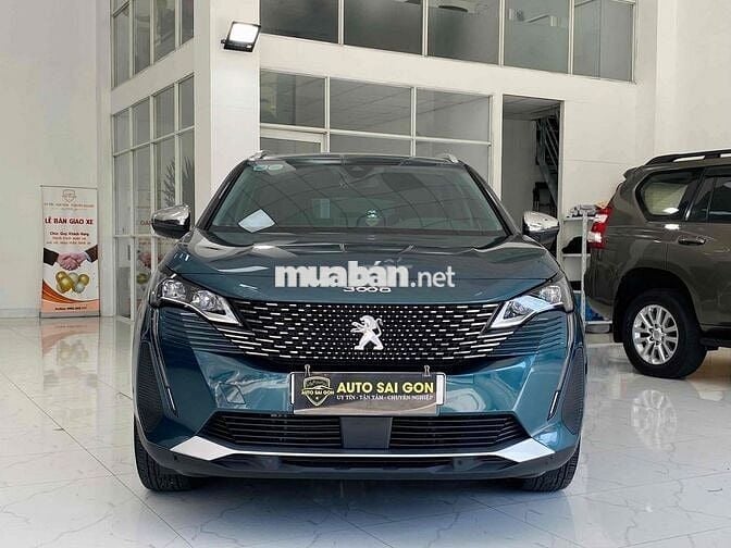 Peugeot 3008 2024 Premium - 9300 km