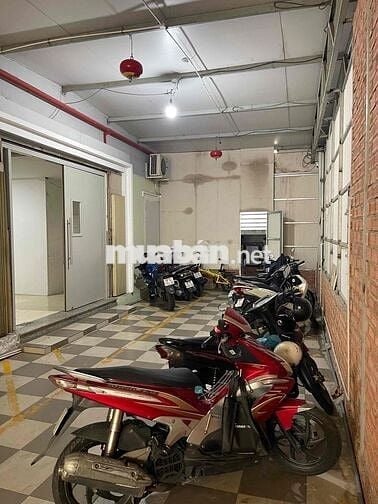 Mình pass 2 phòng - ban công riêng - tách bếp