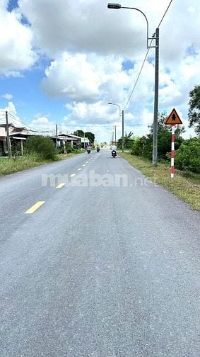 Bán đất 5742m2 sổ hồng riêng Thị Trấn Hậu Nghĩa gần Dự Án Vinhomes