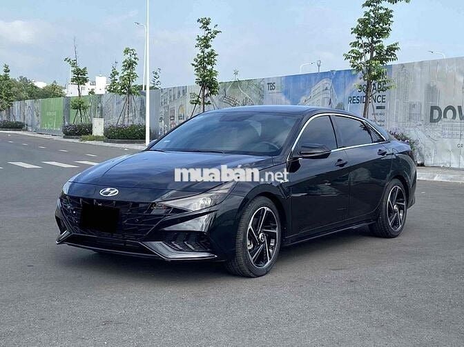 Hyundai Elantra 2023 N-Line - 23000 km