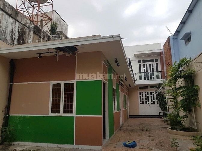 Cho thuê nhà 2 tầng DT 8x27, hẻm 4m, 120/16 Lũy Bán Bích, gía 25 tr